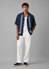 Mykonos - Camisa regular fit de tejido fluido con estampado exclusivo.
