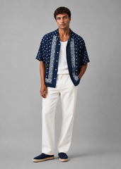 Mykonos - Camisa regular fit de tejido fluido con estampado exclusivo.