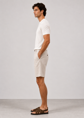 Bermudas slim fit confeccionadas en 100% lino.
