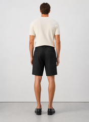 Bermudas slim fit confeccionadas en 100% lino.