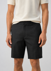 Bermudas slim fit confeccionadas en 100% lino.
