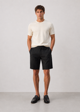 Bermudas slim fit confeccionadas en 100% lino.