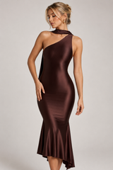 Vanessa Vestido midi asimétrico con detalle de bufanda en color marrón chocolate.
