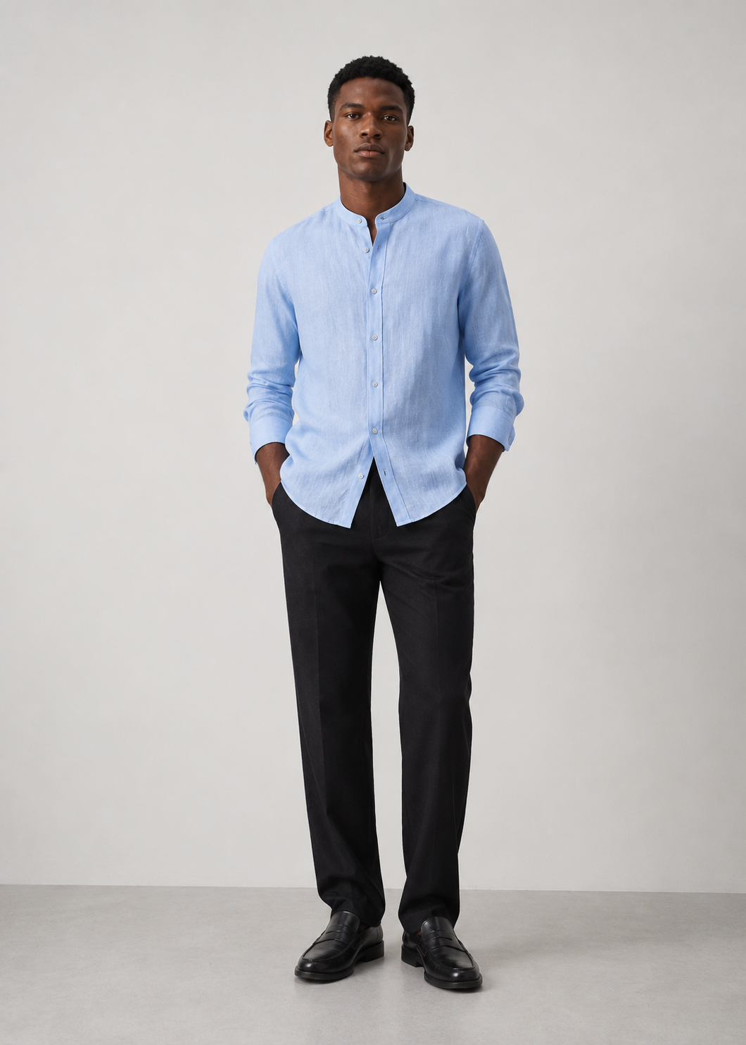 Camisa Monaco de cuello mao confeccionada en 100% lino.
